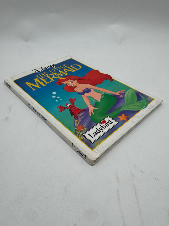 Disney barnbok Den lilla sjöjungfrun retro