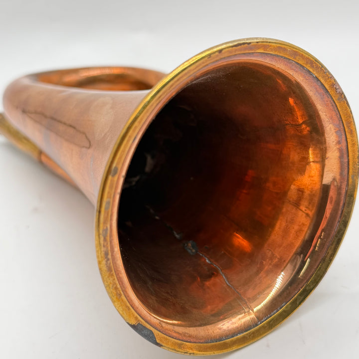 Retro signaltrumpet i koppar och mässing