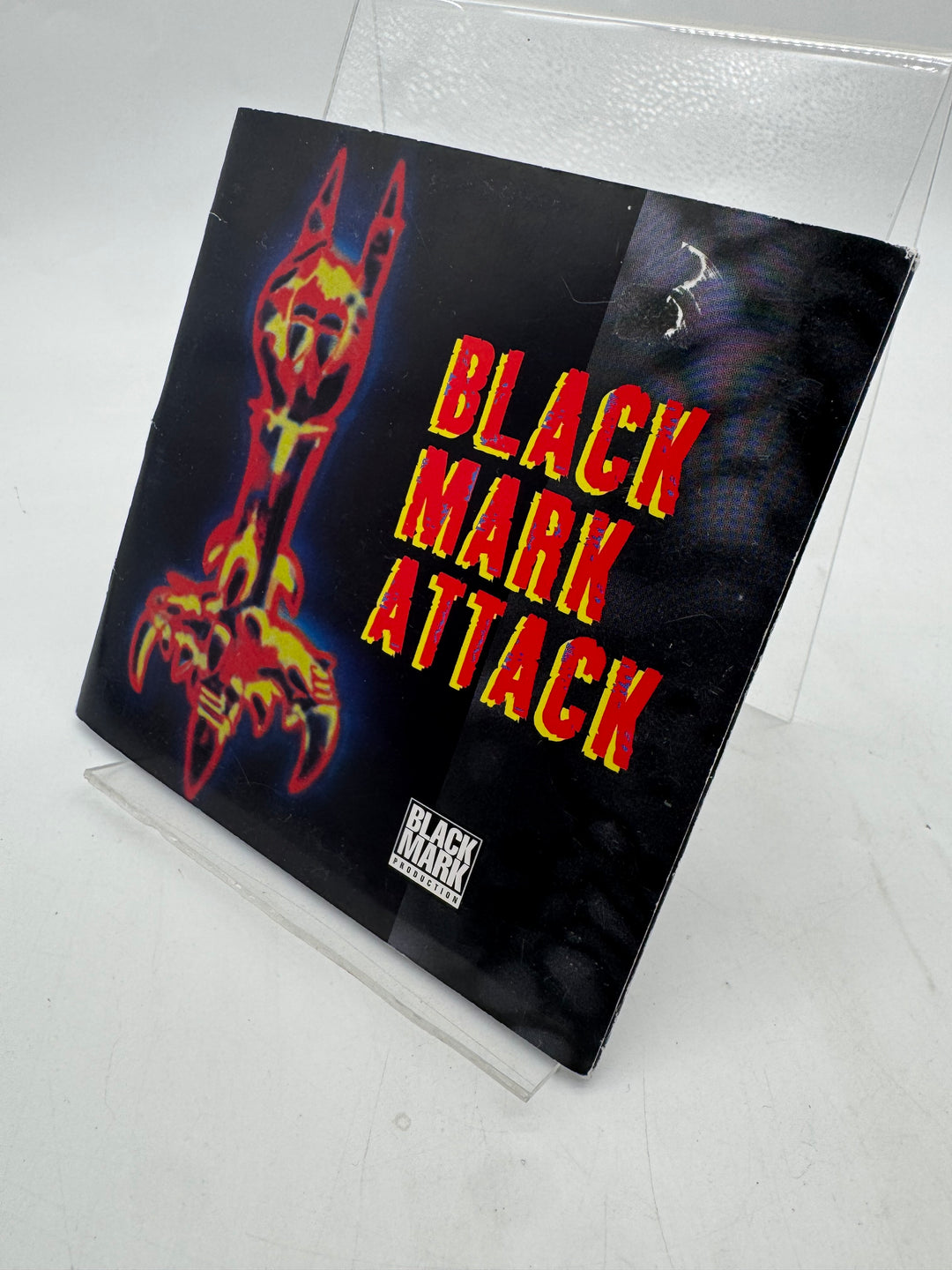 Retro metal CD-samling Black Mark Attack