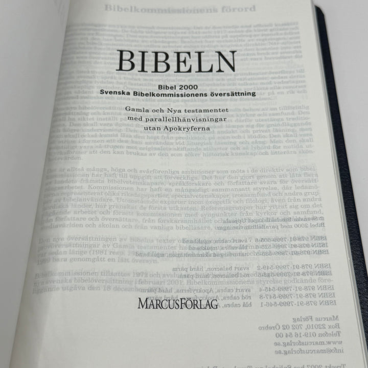 Slimlinebibel Marcus Förlag i konstläder