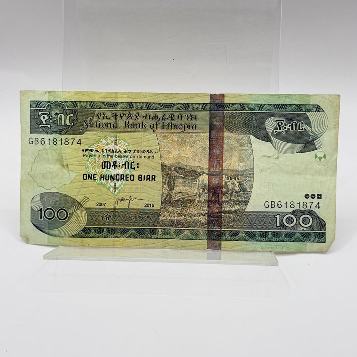 Ethiopisk 100 Birr-sedel i gott skick