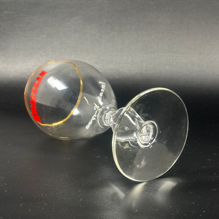 Kilbeggan glas med guldkant och logotyp