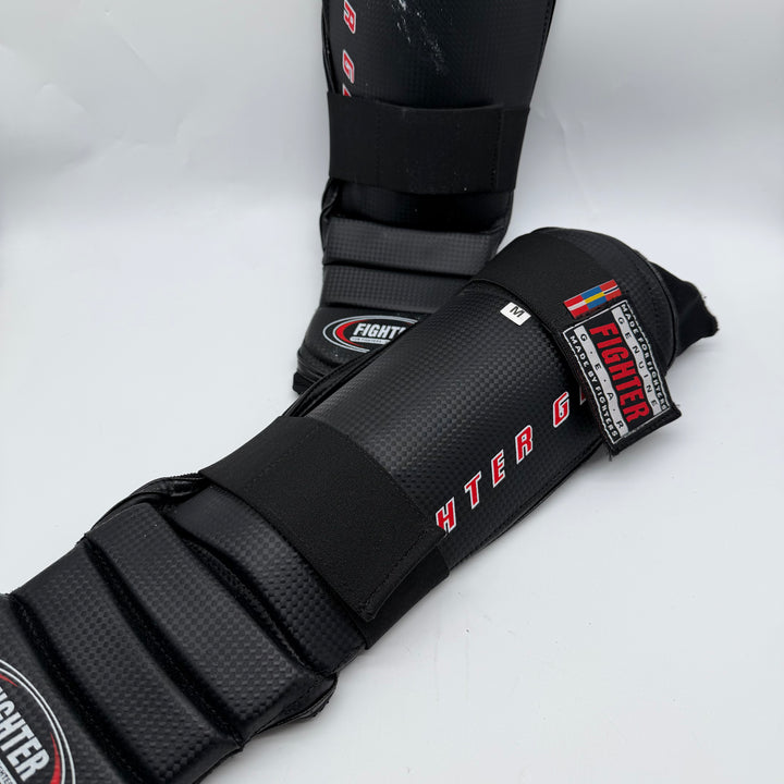 Fighter benskydd för kampsport i gott skick