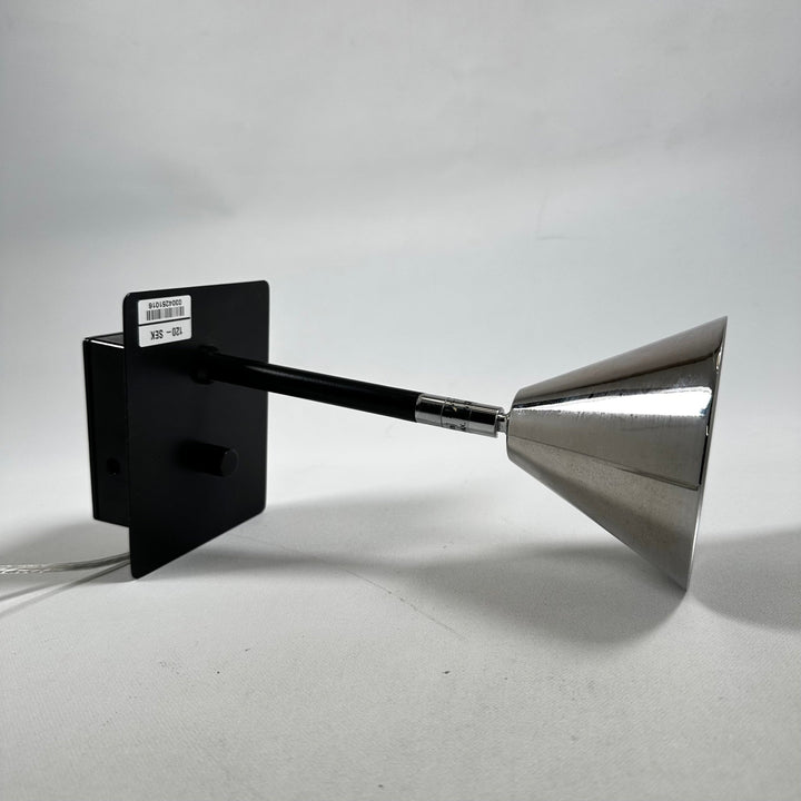 Modern svart lampa i metall - Homy Secondhand Online