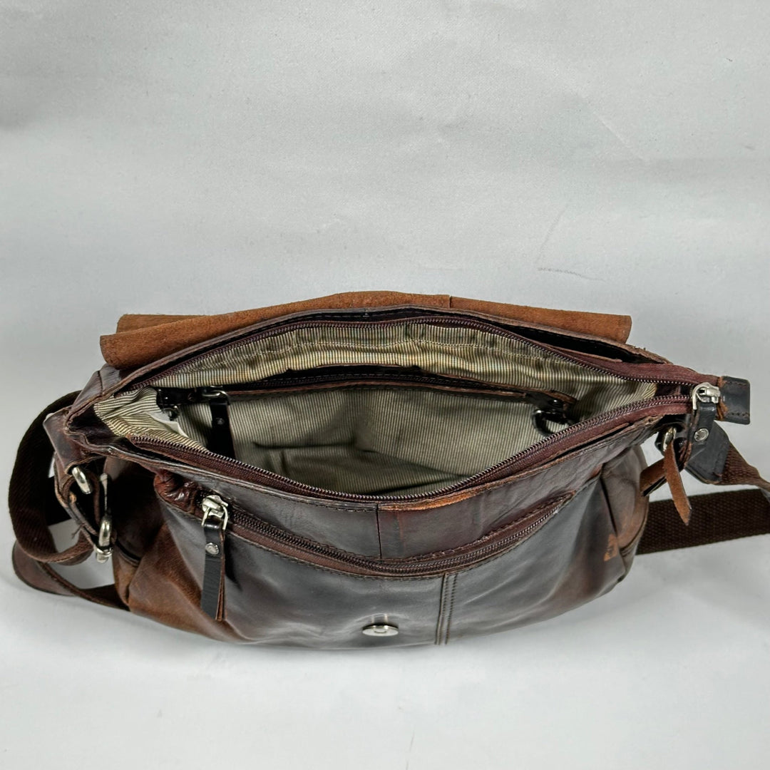 Brun läderväska vintage Axelrem - Homy Secondhand Online