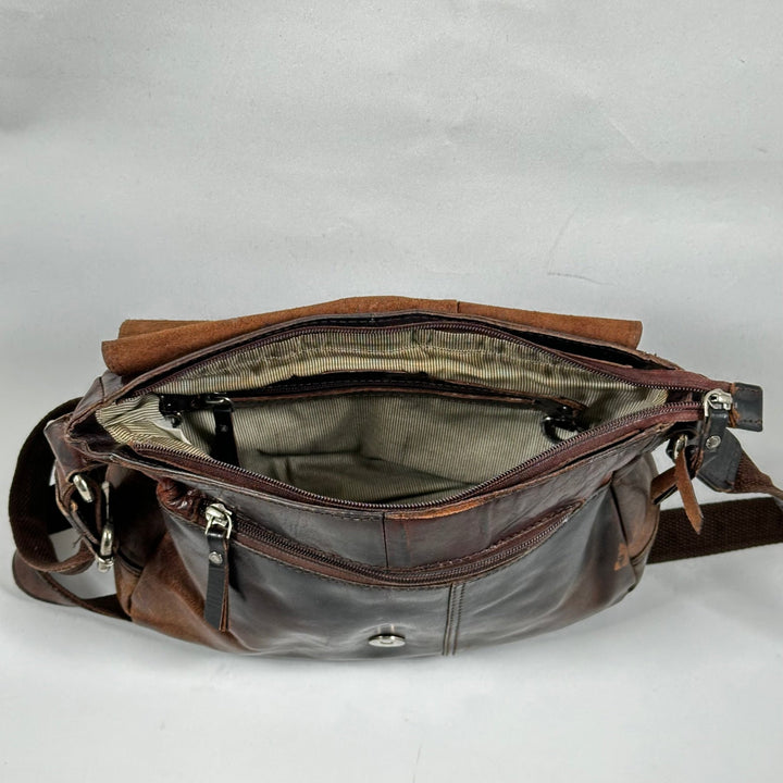 Brun läderväska vintage Axelrem - Homy Secondhand Online