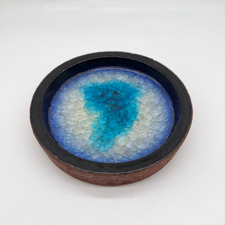 Unik handgjord skål av Naomi i keramik