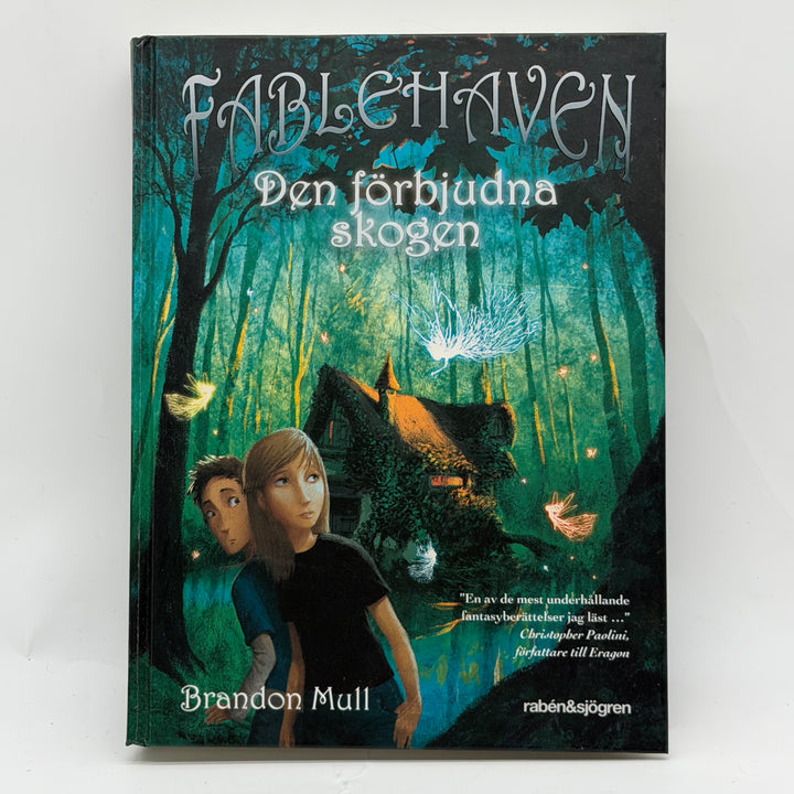 Fablehaven Den förbjudna skogen inbunden fantasybok