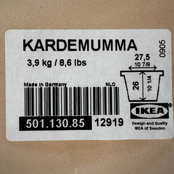 Elegant vit IKEA Kardemumma blomkruka i keramik