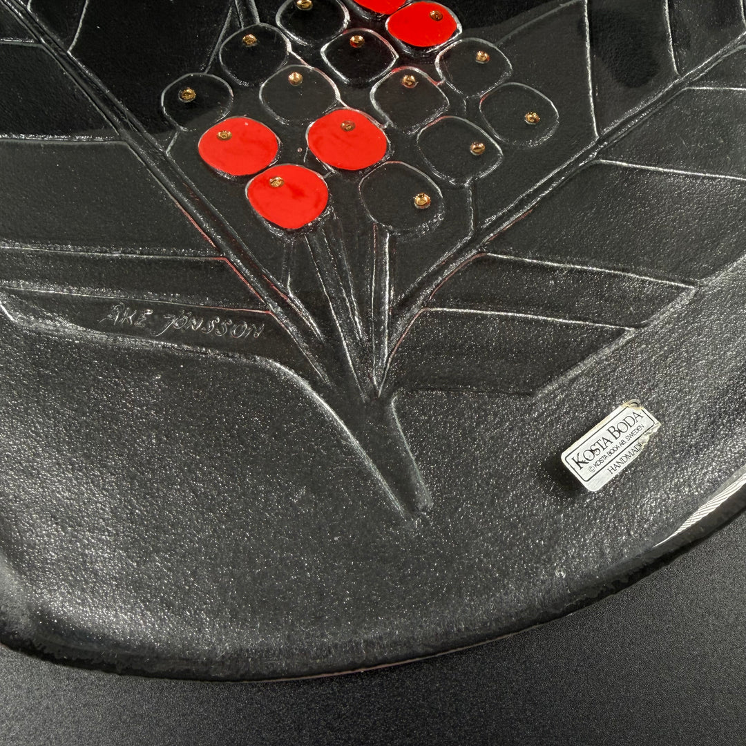 Kosta Boda fat retro med bärmotiv (1 stor,15 små)