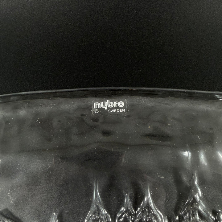 Elegant Laxfat i Glas från Nybro Glasbruk