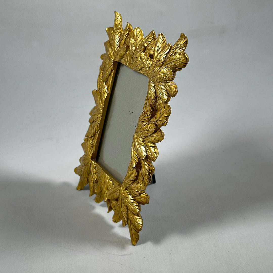 Elegant retro bildram i guldmetal 20x25 cm