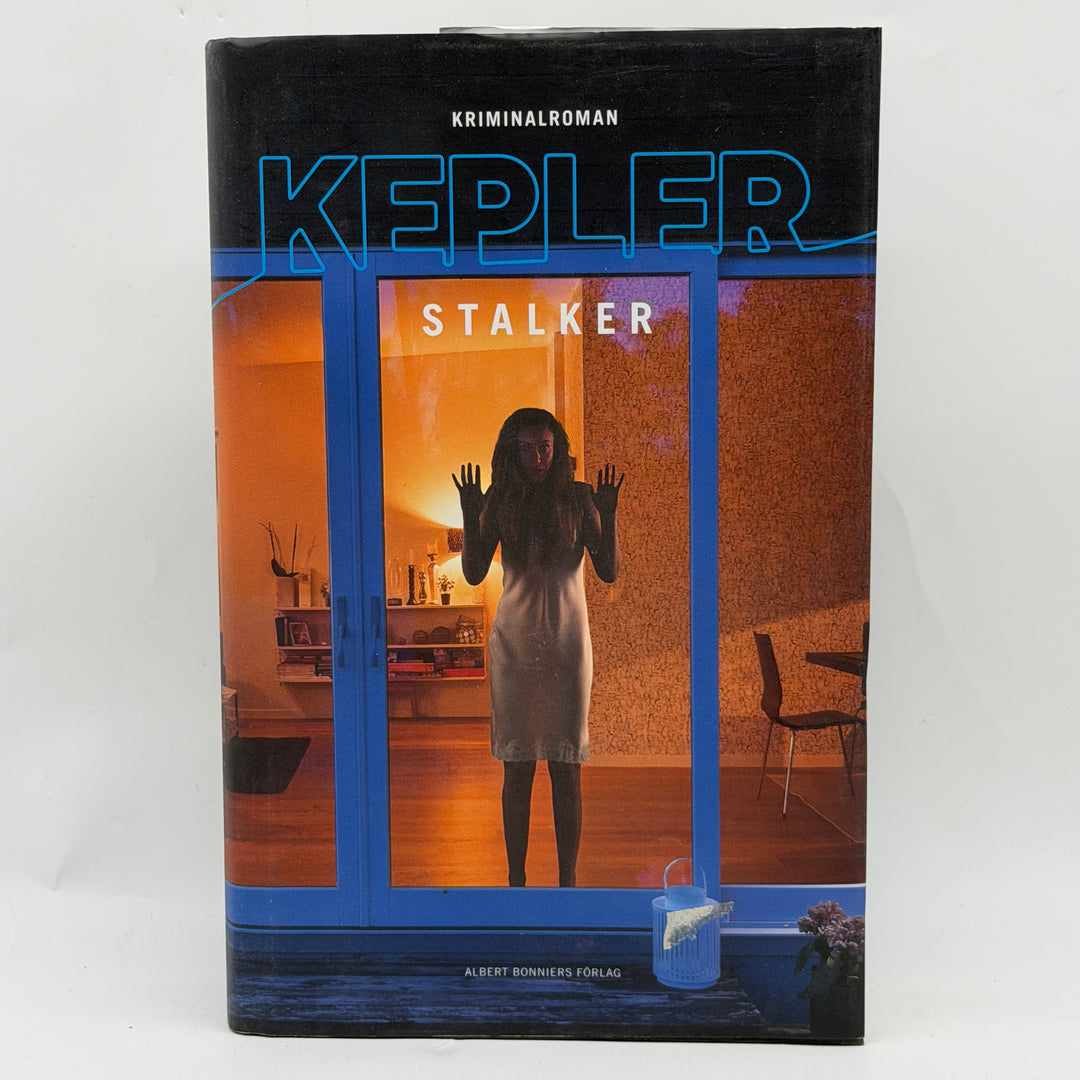 Stalker kriminalroman av Kepler inbunden bok