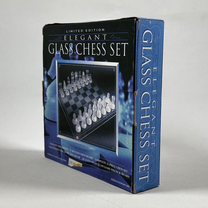 Elegant och Unikt Glasschackset i Utmärkt Skick