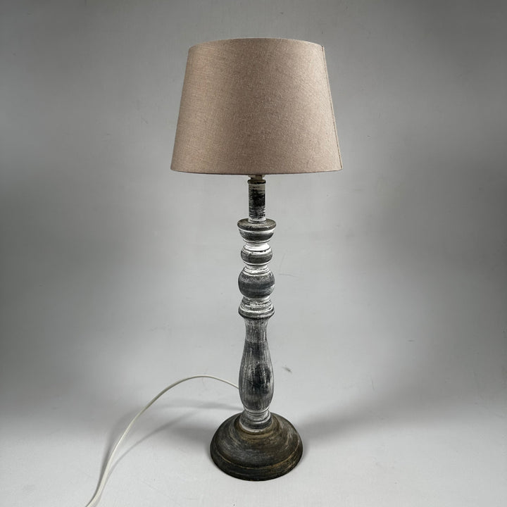 Retro bordslampa i trä och textil