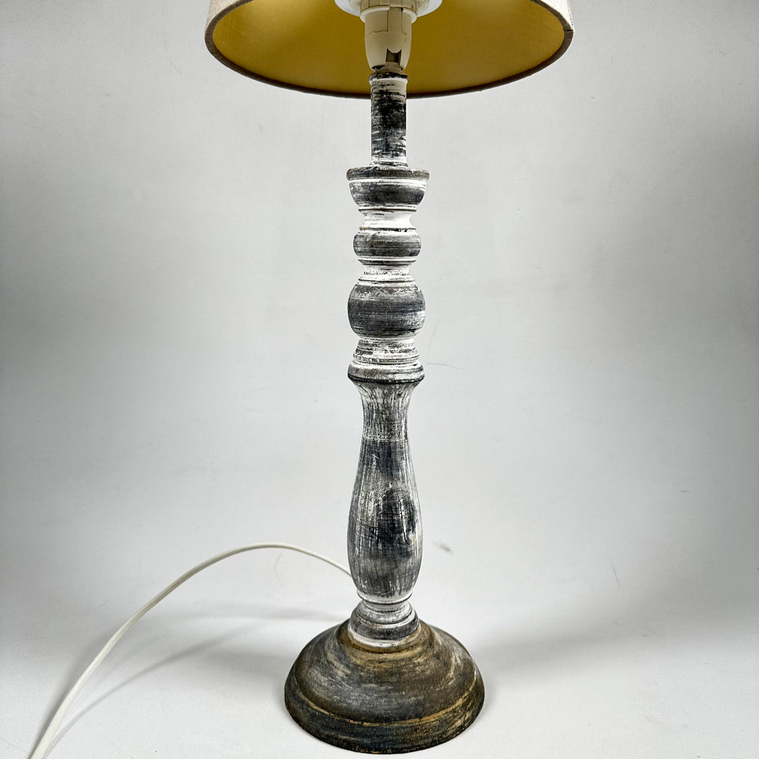Retro bordslampa i trä och textil