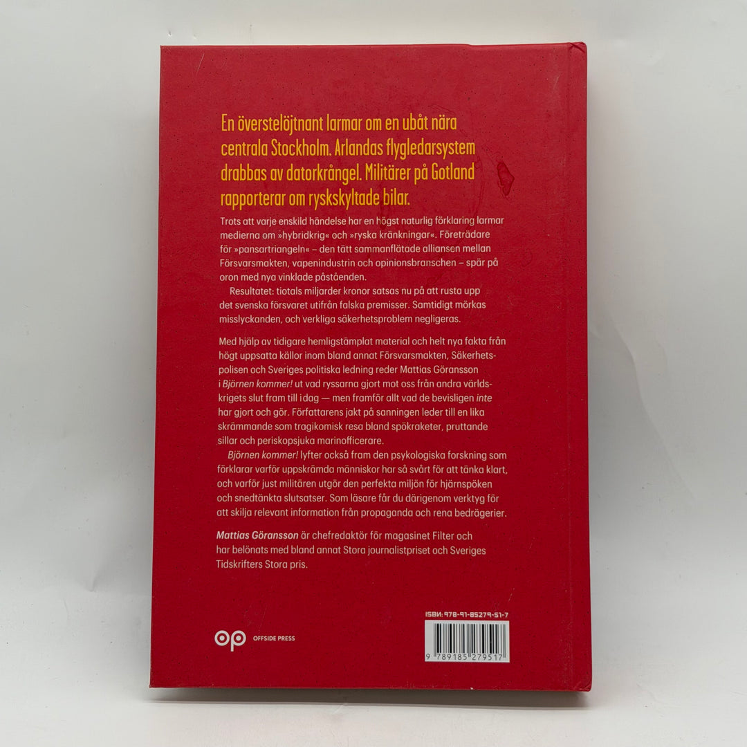 Björnen kommer bok facklitteratur modern svensk säkerhetspolitik