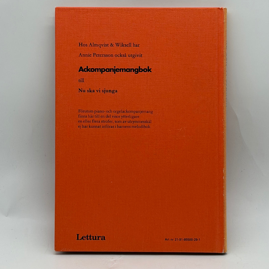 Nu ska vi sjunga retro akompanjemangsbok