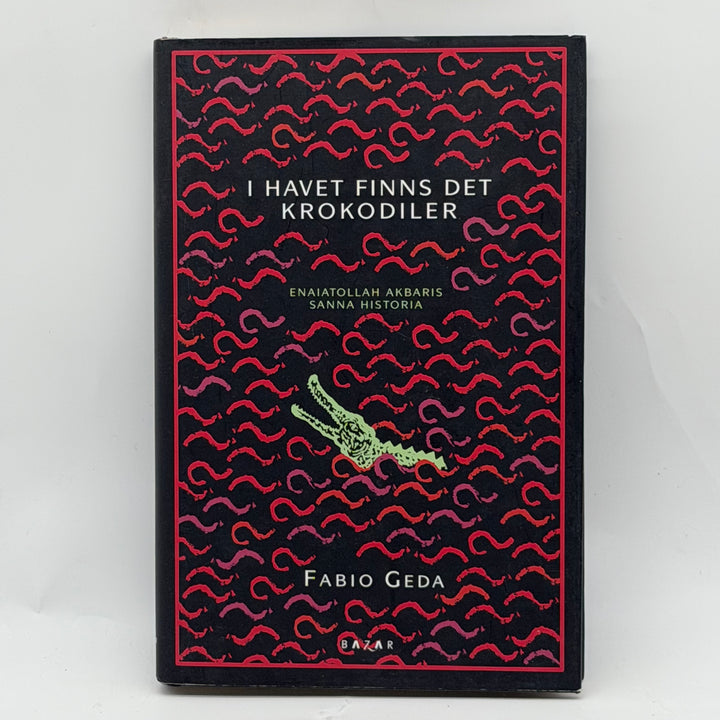 I havet finns det krokodiler inbunden bok