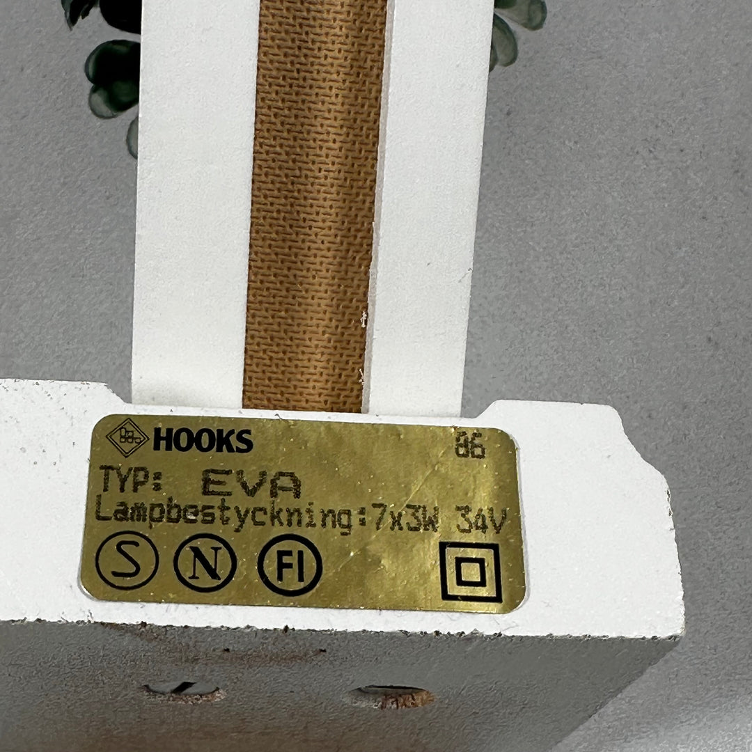 Retro adventsljusstake Hooks Eva i trä