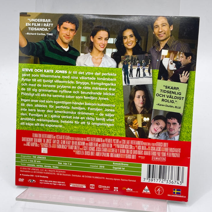 DVD Familjen Jones Komedidrama med Svensk Text