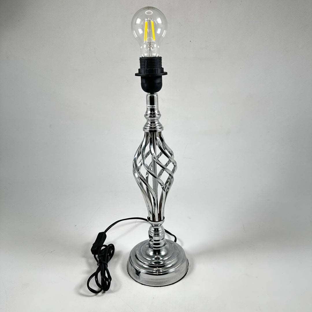Ellos bordlampa i krom, elegant design