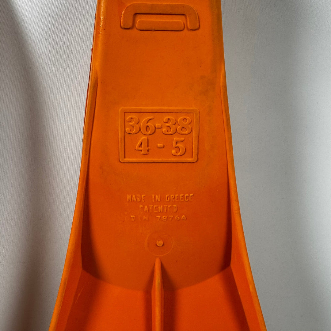 Orange simfötter från Technisub, vintage 36 - 38 - Homy Secondhand Online