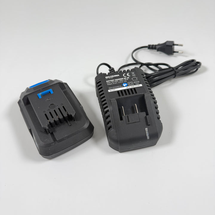 Biltema 18V batteriladdare och batteripaket