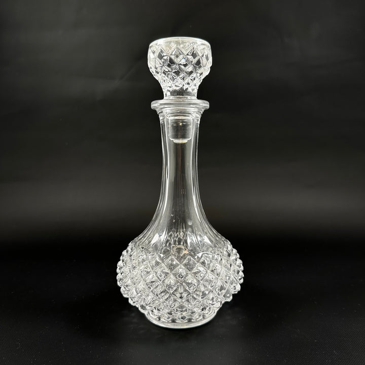 Elegant tidslös retro kristallkaraff i glas