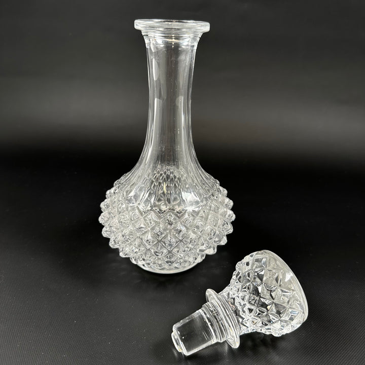 Elegant tidslös retro kristallkaraff i glas
