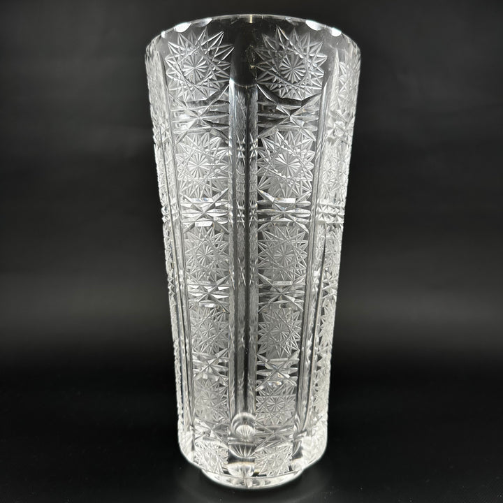 Retro etsad glasvas med geometriskt mönster