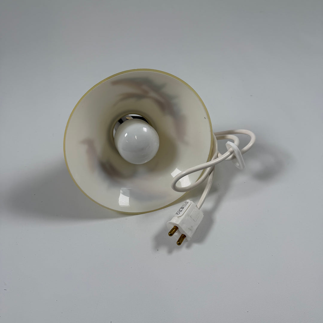 Retro taklampa med handmålad blomdesign