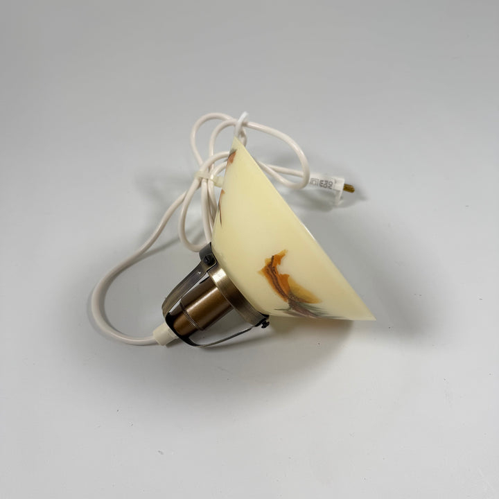 Retro taklampa med handmålad blomdesign