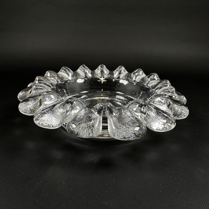 Elegant retro glaskupa i blomform