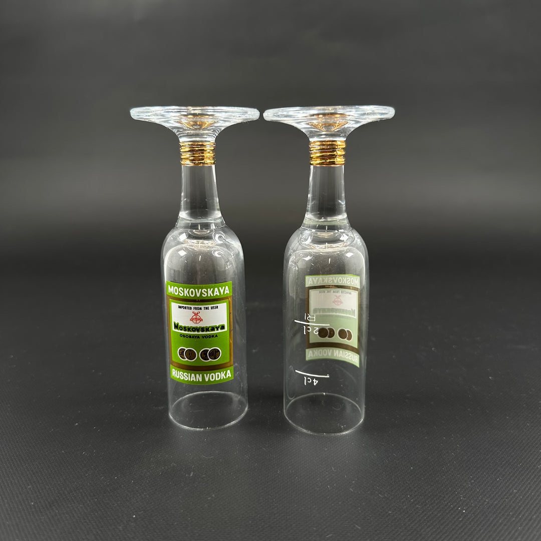 Retro Moskovskaya Vodkaglas i Flaskform