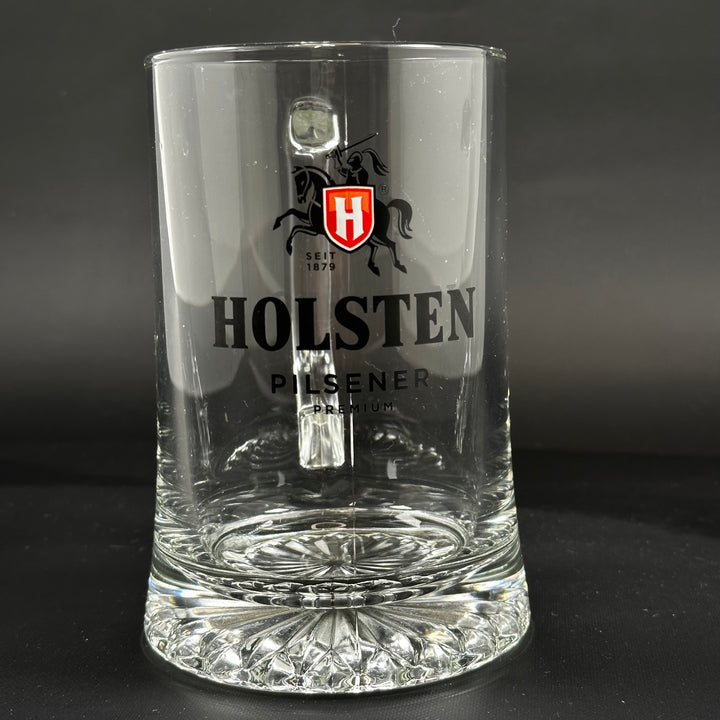 Klassisk ölsejdel i glas från Holsten