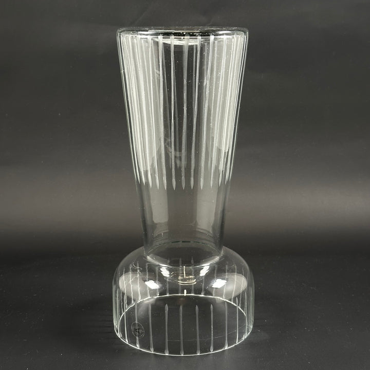 Elegant glasvas från Åbbströmshaga i utmärkt skick