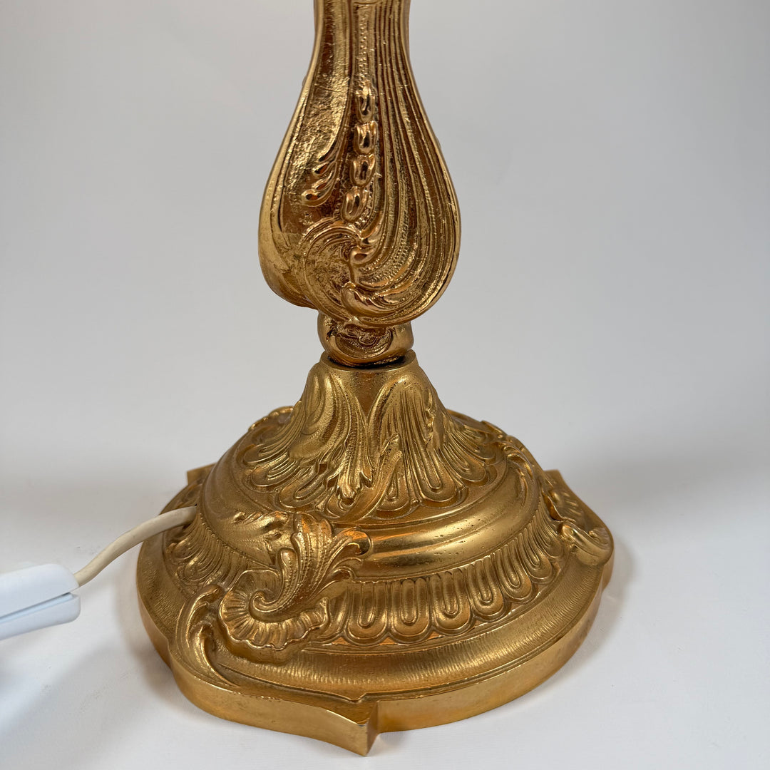 Retro bordslampa i guld, elegant och unik