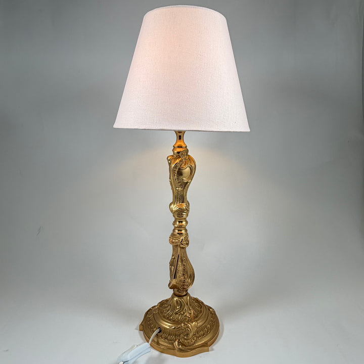 Retro bordslampa i guld, elegant och unik