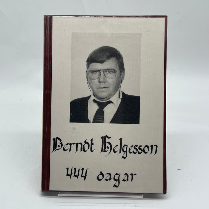 Biografi 444 Dagar av Bernot Helgesson