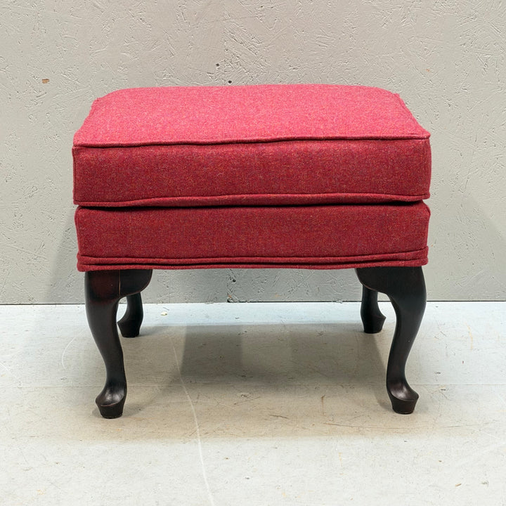 Röd elegant retro fotpall i textil