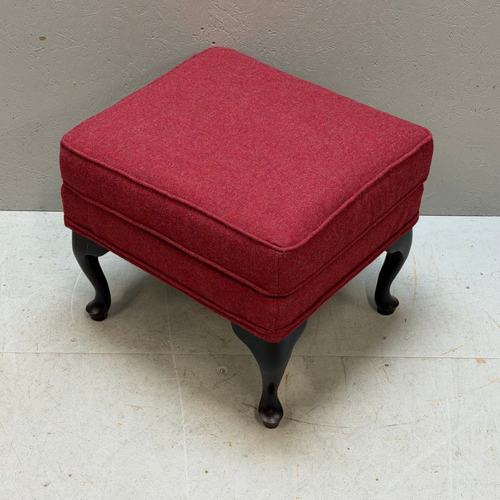 Röd elegant retro fotpall i textil