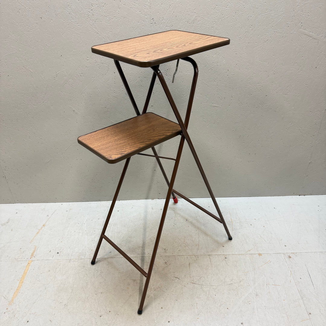 Retro Treskikts Stålbord med Träfinish