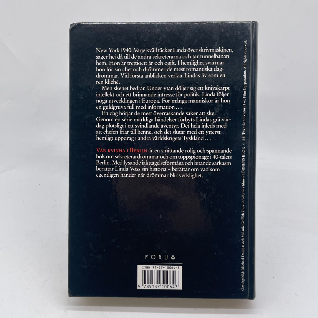 Vår kvinna i Berlin roman, mycket gott skick