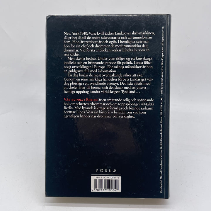 Vår kvinna i Berlin roman, mycket gott skick