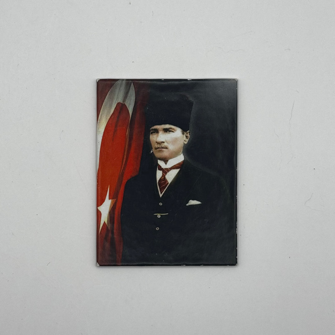 Vintageporträtt med historisk ledare och flagga
