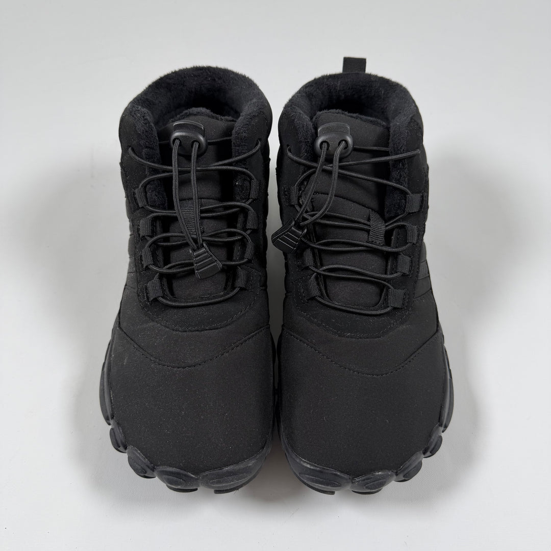 Svarta vinterstövlar med varmt foder 39
