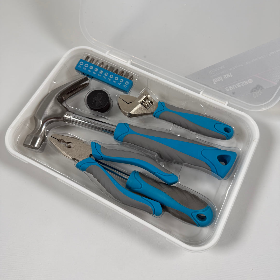 Bruksbo 16-delars kompakt verktygssats i plast