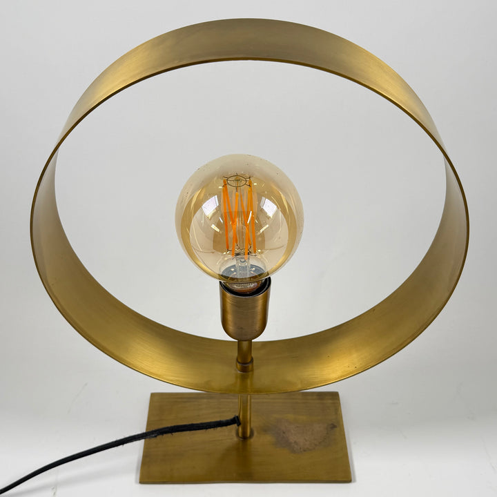 Modern mässingsfärgad bordslampa PR Home