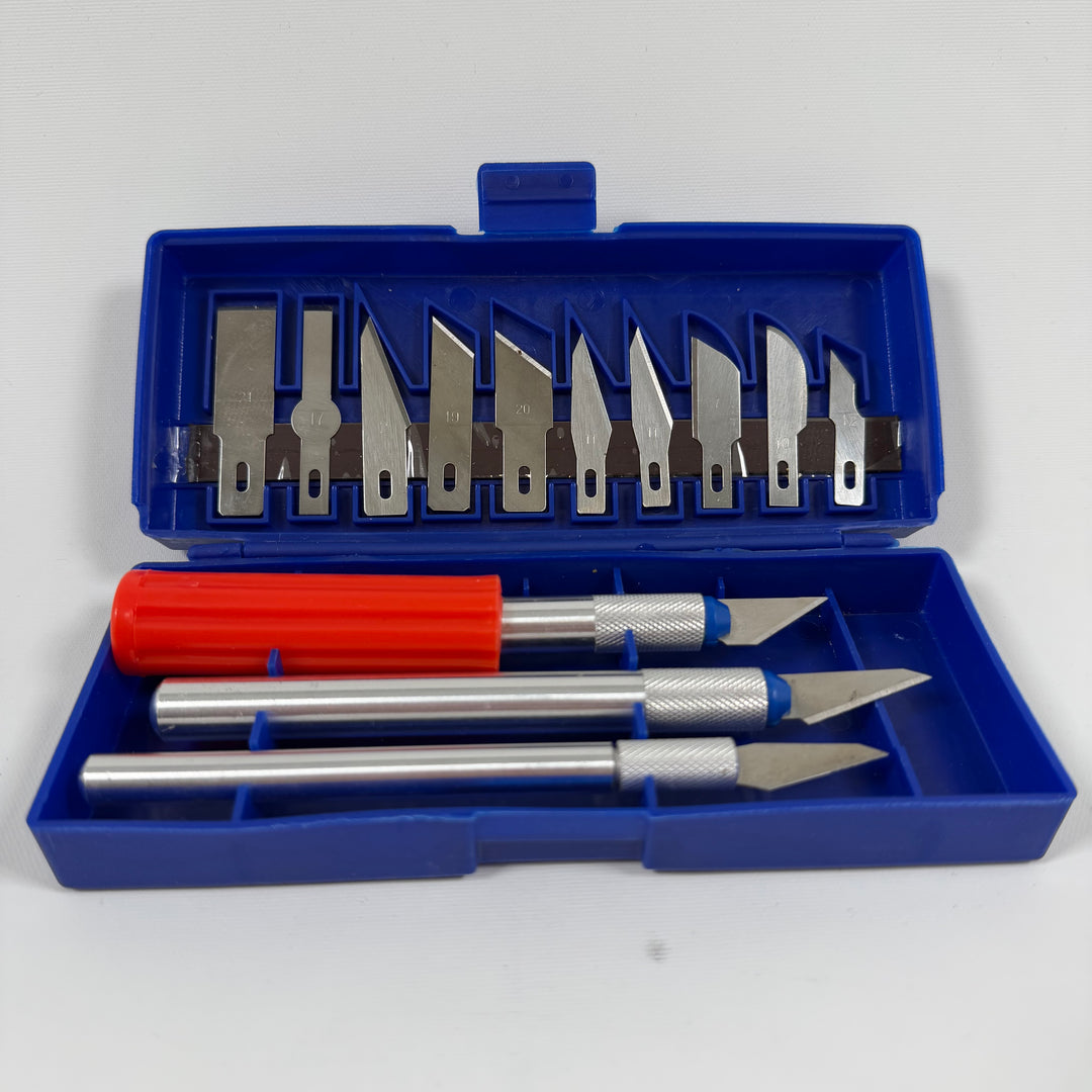 Precisionsskalpellset med blå förvaringsask